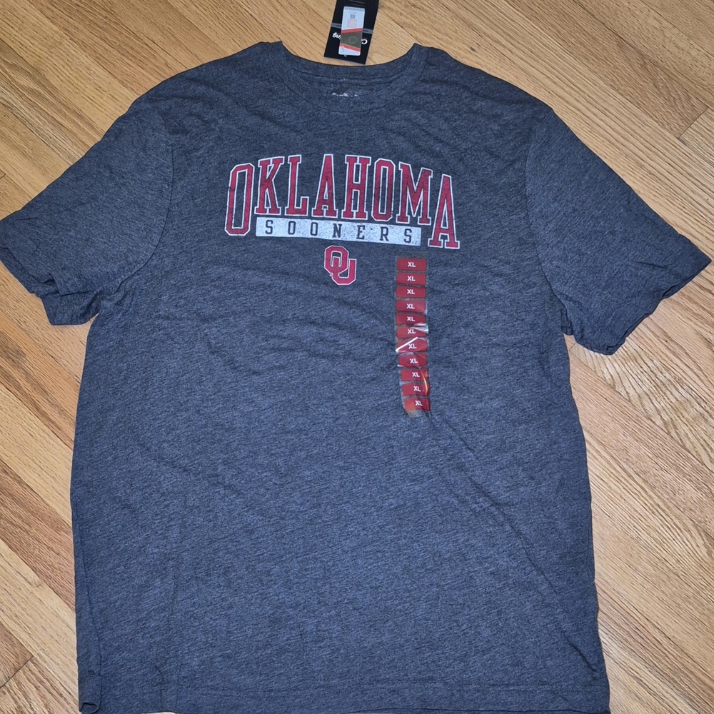 NEW Oklahoma Sooners Men's XL Gray T-Shirt By Captivating Apparel
